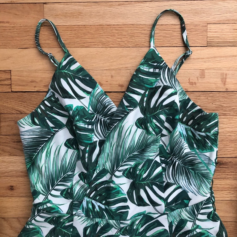 Green Jumper with wide legs